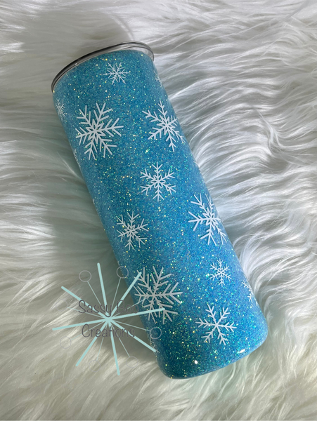 20 oz Skinny Light Blue with White Snowflakes With Lid